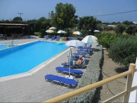 Alkmini Hotel Θεολόγος Εξωτερικό φωτογραφία
